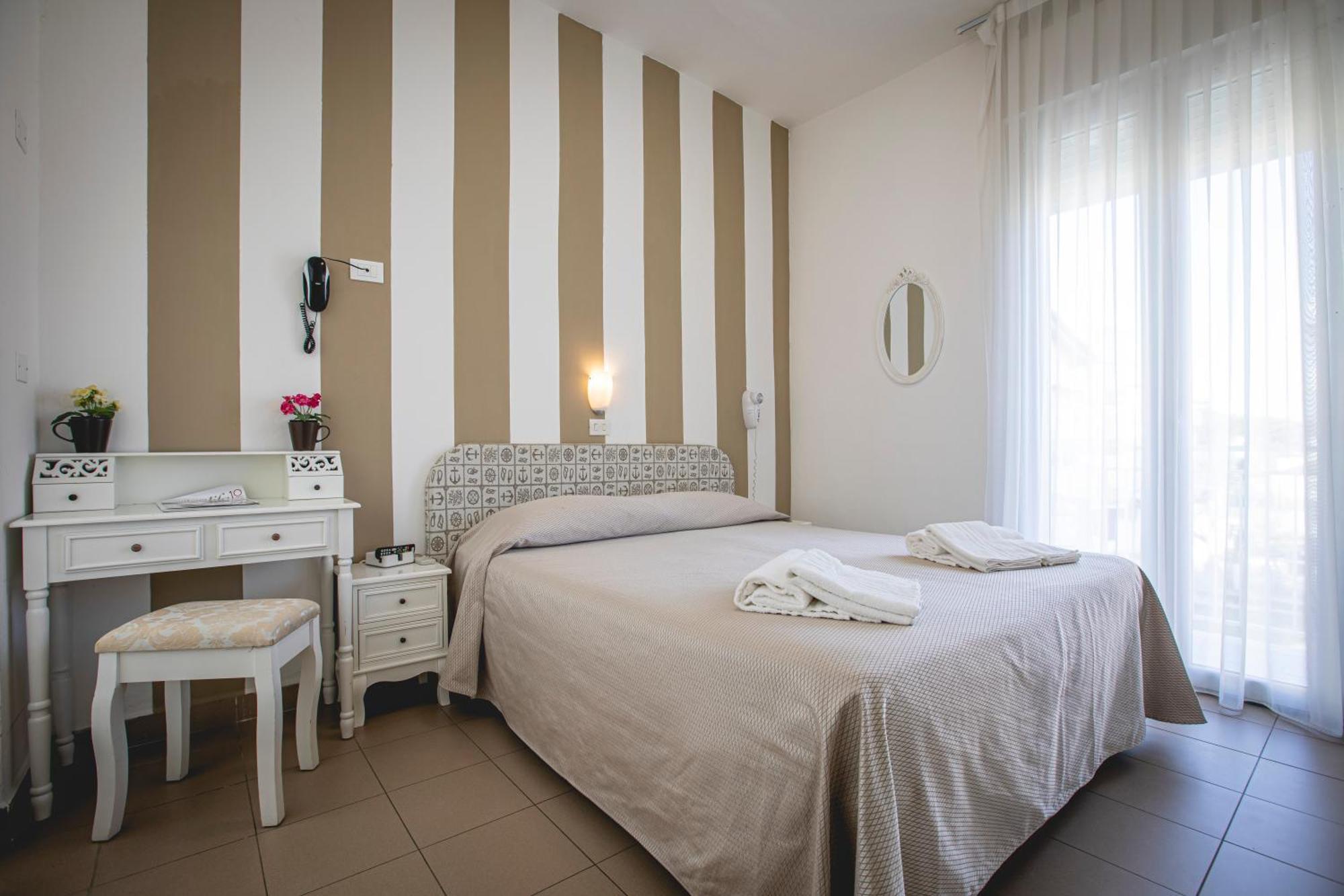 קרביה Hotel Ronchi מראה חיצוני תמונה